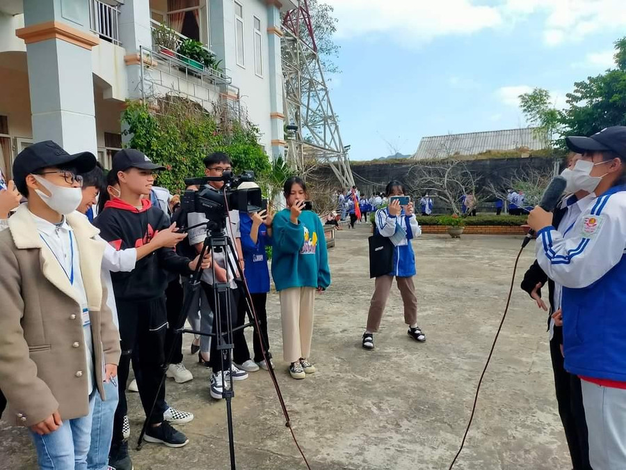 Tiết học hướng nghiệp, trải nghiệm của trường THPT huyện Sìn Hồ. Tiết học hướng nghiệp, trải nghiệm của trường THPT huyện Sìn Hồ.