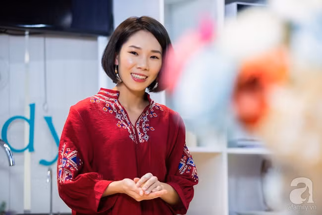 Một ngày cảm thấy hết duyên, nữ kiến trúc sư nghỉ việc ở nhà làm bánh Trung thu 3D lãi cả trăm triệu/tháng, đào tạo hàng nghìn học viên - Ảnh 3.