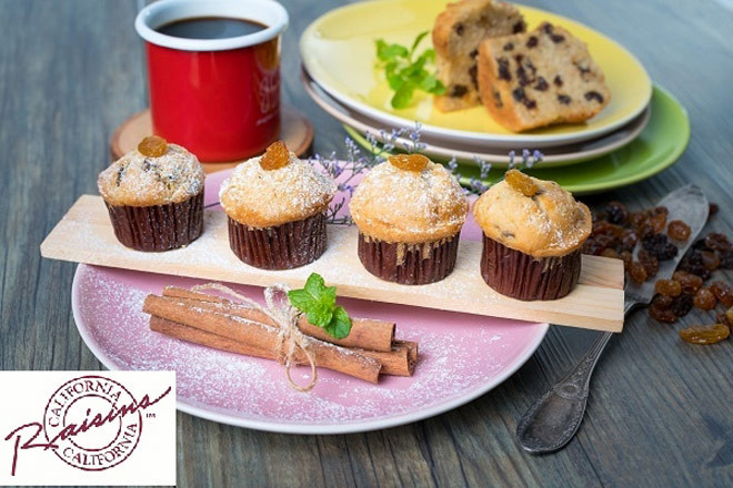 Nho khô tiện lợi và có khả năng dùng trong nhiều món ăn.