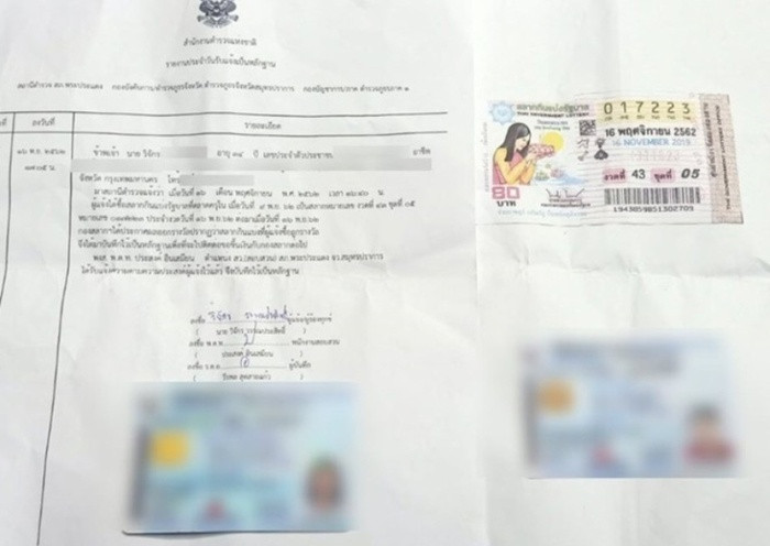 Tấm vé sống trúng thưởng.