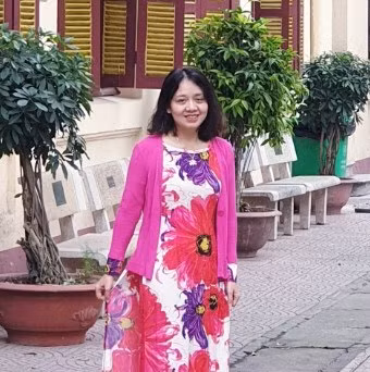 Cô Trần Thị Uyên