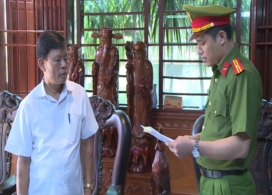 Bắt tạm giam nguyên Giám đốc cơ sở cai nghiện ma tuý số 1 Thanh Hoá Lê Chí Cường. (Ảnh: CATH).