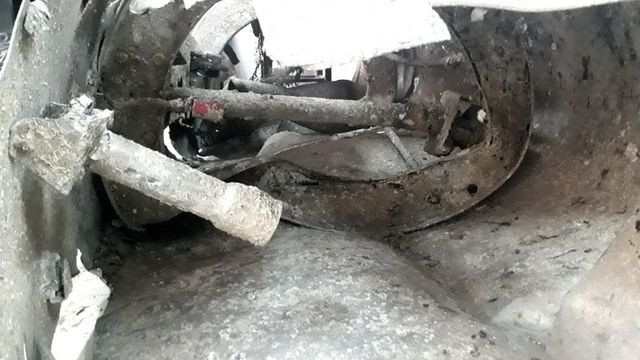 Phát hiện vật thể lạ được kéo lên từ Vịnh Hạ Long - 2 Phát hiện vật thể lạ được kéo lên từ Vịnh Hạ Long - 2