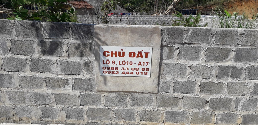 Nhiều hộ rơi vào cảnh “mua chồng” dẫn đến tranh chấp Nhiều hộ rơi vào cảnh “mua chồng” dẫn đến tranh chấp