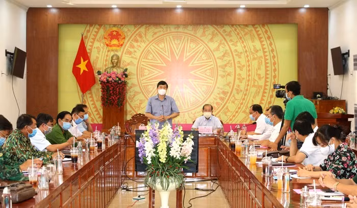 Quang cảnh cuộc họp khẩn ngày 28/2 (Ảnh: không CTTĐT Đồng Tháp CC).