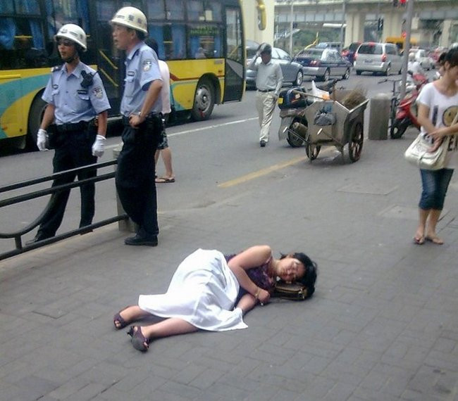 Chết cười với người Châu Á hài hước hình ảnh 3 chet cuoi voi nguoi chau a hai huoc hinh anh 3
