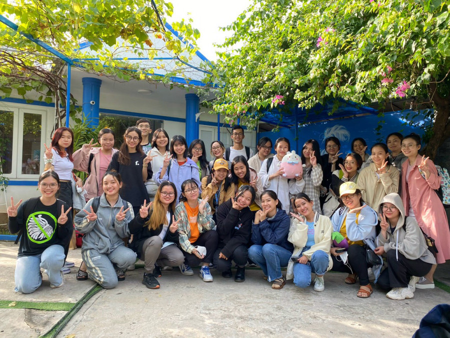 Sinh viên Khoa Ngữ văn Nga có nhiều cơ hội ứng dụng thực hành tiếng Nga thông qua việc thực tập thực tế.