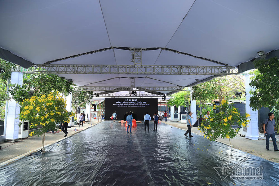 Không gian cho lễ an táng được dựng lên Hình ảnh nơi an nghỉ của Đại tướng Lê Đức Anh
