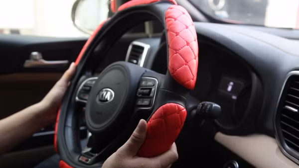 Những phụ kiện ô tô rất nguy hiểm, người Việt lại sính dùng-5