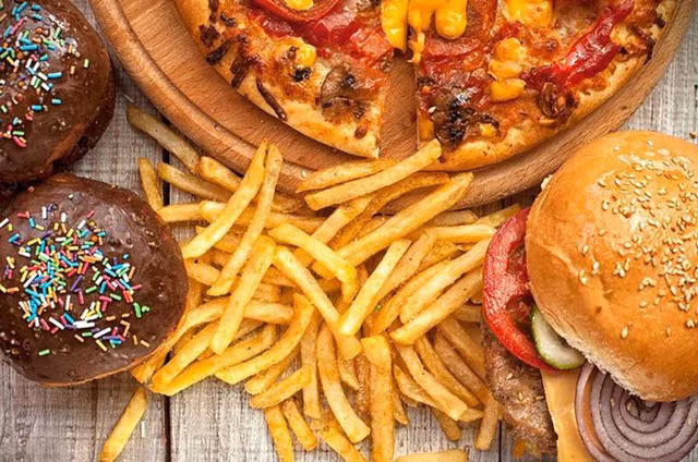 4 loại thực phẩm thuộc "danh sách đen" cực hại đường ruột chị em nên biết ảnh 5