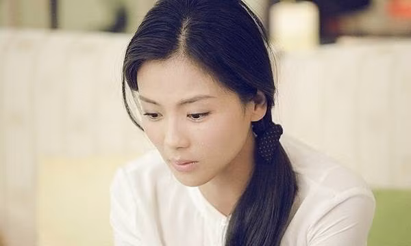 sung so khi chong chua cuoi ngoai tinh voi co xau xi, tho kech, hay cuoi enh ech hinh anh 4