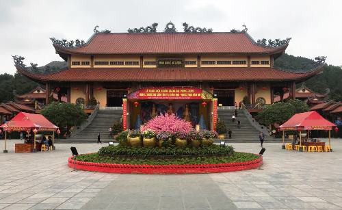 Mấy ngày gần đây, chùa khá vắng vẻ. Ảnh:Minh Cương Mấy ngày gần đây, chùa khá vắng vẻ. Ảnh: Minh Cương