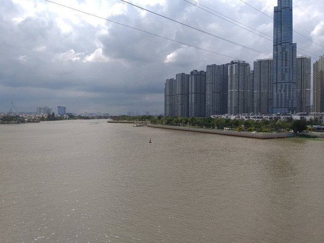 Liên tiếp xảy ra tự tử ở sông Sài Gòn ảnh 3