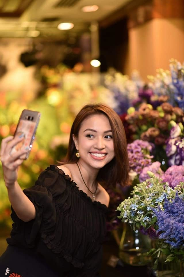 Vân Hugo của hiện tại là một cô gái lạc quan, vui vẻ. Vân Hugo: ‘Tôi bình yên khi ở bên bạn trai hiện tại’