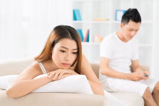 Chia sẻ password cho người yêu, cô gái khổ sở vì điều này sau khi chia tay