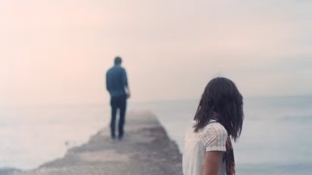 Bí mật được giấu kín của cặp vợ chồng ai trông cũng thấy ngời ngời hạnh phúc