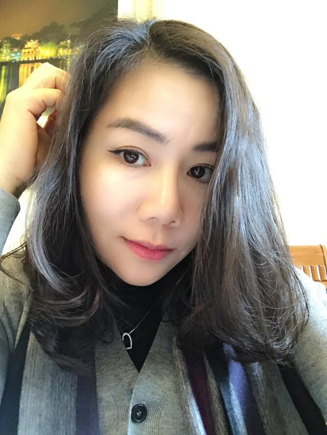 Đăng status tâm trạng, vợ đại gia kim cương khoe khéo nhan sắc không tuổi ảnh 1 Vợ đại gia kim cương khoe khéo nhan sắc ngọt ngào, tự nhận là cô gái có bàn tay rất lạnh nhưng tim ấm áp-1