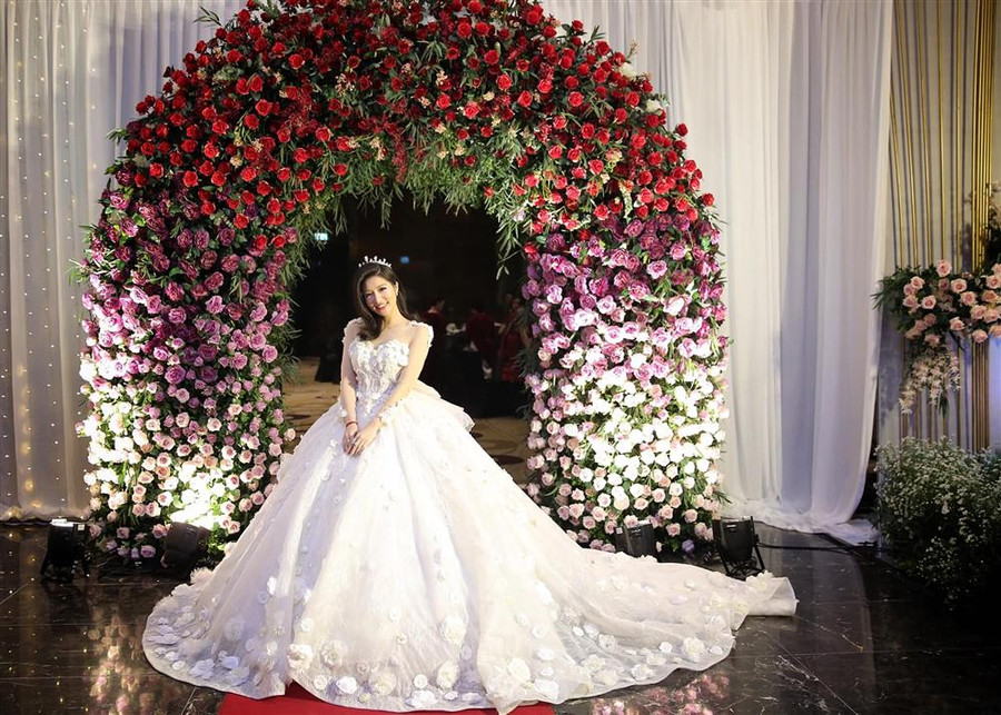 Cảm động bài thơ mẹ ruột tự viết gửi Vân Navy trong ngày cưới ảnh 1 Không chỉ tặng của hồi môn giá trị, lời căn dặn trong bài thơ mẹ ruột tự viết gửi Vân Navy mới là tâm điểm-1