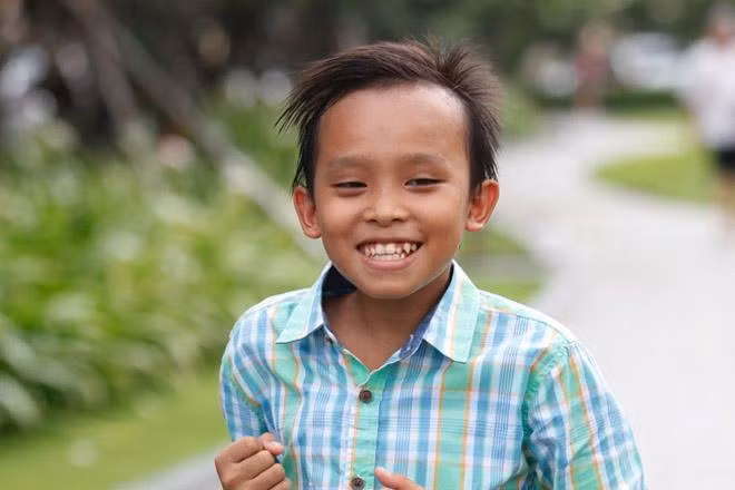 bat ngo voi hinh anh cao lon phong phao cua ho van cuong - 7