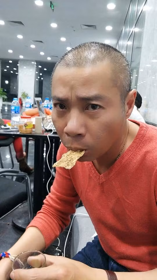 Vân Dung tung ảnh ‘nóng’ hậu trường Táo quân 2019 - ảnh 4