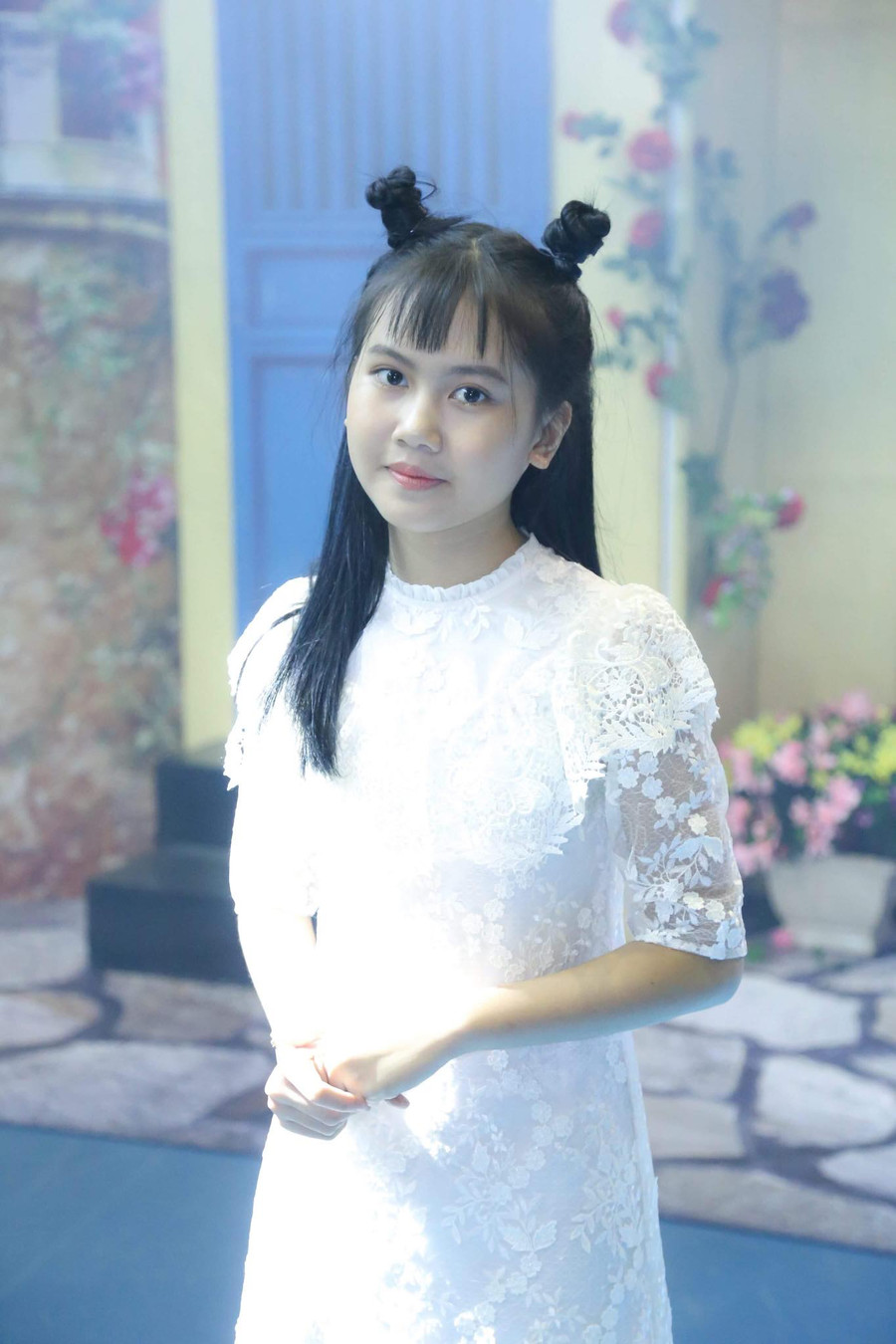 "Bé" Bảo An "Xúc xắc xúc xẻ" hút hơn 300 triệu lượt xem giờ ra sao? hình ảnh 2 "be" bao an "xuc xac xuc xe" hut hon 300 trieu luot xem gio ra sao? hinh anh 2