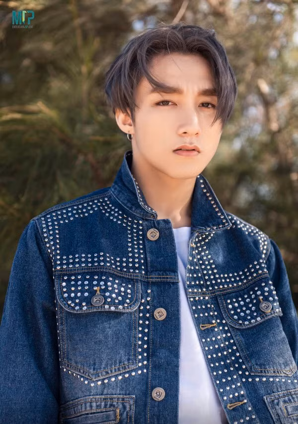 Muốn "thoát ế" hãy học hỏi ngay màn "rắc thính" đỉnh cao của Sơn Tùng M-TP ảnh 2 Không thể lợi hại hơn với màn rắc thính đỉnh cao của Sơn Tùng M-TP, muốn thoát ế thì học hỏi ngay đi!