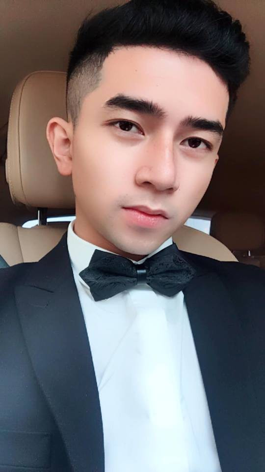 Bạn thân điển trai dự đám cưới tiểu thư 200 cây vàng ở Nam Định choáng vì được quá nhiều cô gái lạ kết bạn - Ảnh 2. Bạn thân điển trai dự đám cưới tiểu thư 200 cây vàng ở Nam Định choáng vì được quá nhiều cô gái lạ kết bạn - Ảnh 2.