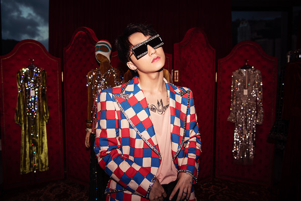 Muốn "thoát ế" hãy học hỏi ngay màn "rắc thính" đỉnh cao của Sơn Tùng M-TP ảnh 3 Không thể lợi hại hơn với màn rắc thính đỉnh cao của Sơn Tùng M-TP, muốn thoát ế thì học hỏi ngay đi!