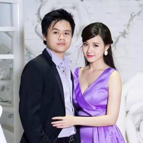 Khoảnh khắc khi còn hạnh phúc của cả 2