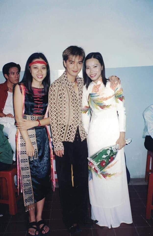 Ít ai ngờ đây là hình ảnh của Đàm Vĩnh Hưng cách đây 17 năm ảnh 1