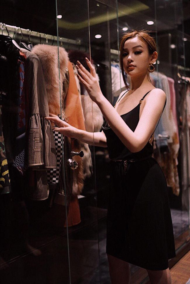 Huyền Baby nói gì khi bị chê "chỉ xinh thôi, ăn bám chồng, đồ hiệu chất đống" hình ảnh 9 huyen baby noi gi khi bi che "chi xinh thoi, an bam chong, do hieu chat dong" hinh anh 9