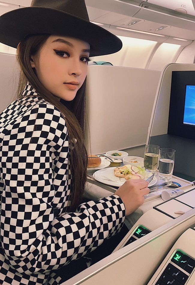 Huyền Baby nói gì khi bị chê "chỉ xinh thôi, ăn bám chồng, đồ hiệu chất đống" hình ảnh 10 huyen baby noi gi khi bi che "chi xinh thoi, an bam chong, do hieu chat dong" hinh anh 10