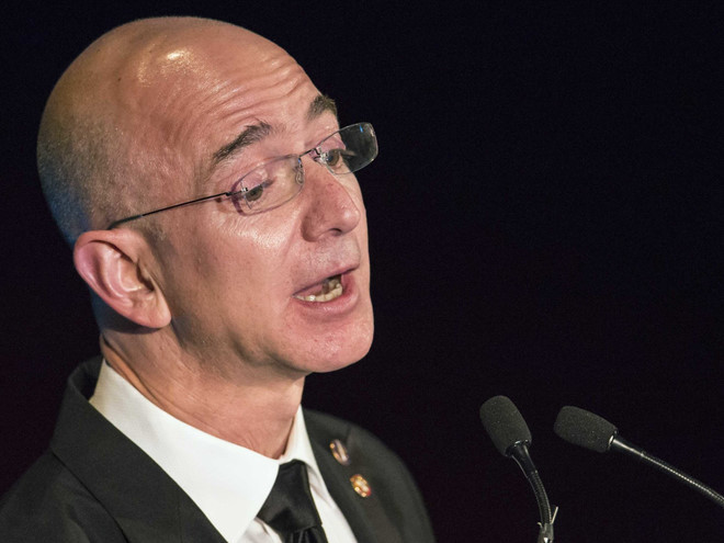 Khoi tai san 137 ty USD sap chia voi vo cua Jeff Bezos gom nhung gi? hinh anh 4