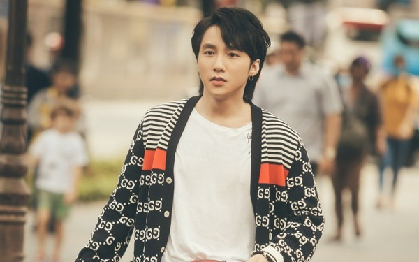 Muốn "thoát ế" hãy học hỏi ngay màn "rắc thính" đỉnh cao của Sơn Tùng M-TP ảnh 5 Không thể lợi hại hơn với màn rắc thính đỉnh cao của Sơn Tùng M-TP, muốn thoát ế thì học hỏi ngay đi!