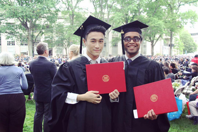 Profile khủng của dàn thiếu gia tỷ phú giàu nhất Châu Á: Người tốt nghiệp ĐH số 1 thế giới, kẻ là thần đồng Toán học - Ảnh 9. Profile khủng của dàn thiếu gia tỷ phú giàu nhất Châu Á: Người tốt nghiệp ĐH số 1 thế giới, kẻ là thần đồng Toán học - Ảnh 9.