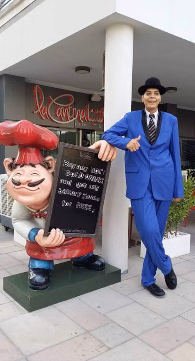 Cao đến gần 2 mét rưỡi, thanh niên Pakistan khổ sở vì mãi không tìm được người yêu - Ảnh 3.