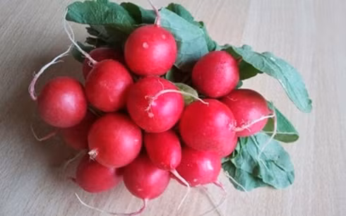 Loại quả tí hon giá cắt cổ được bà nội trợ săn lùng-14