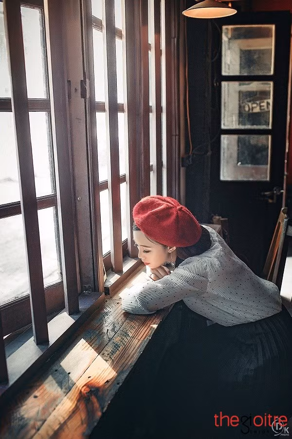 Tuổi mới, cô nàng hi vọng mọi điều tốt đẹp, may mắn sẽ đến với bản thân. Và tất nhiên, ngày càng có nhiều khán giả biết đến với hình ảnh là diễn viên chuyên nghiệp, tài năng.