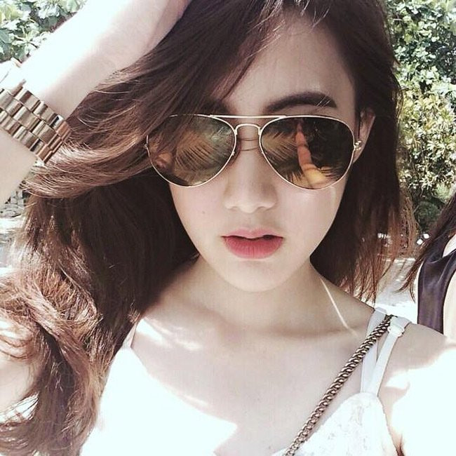 4 “hot girl lai” vừa giàu có, xinh đẹp lại học rất giỏi ảnh 2 Cô có tên tiếng Việt là Nguyễn Mai Chi, sống tại Lào cùng bố mẹ từ nhỏ.