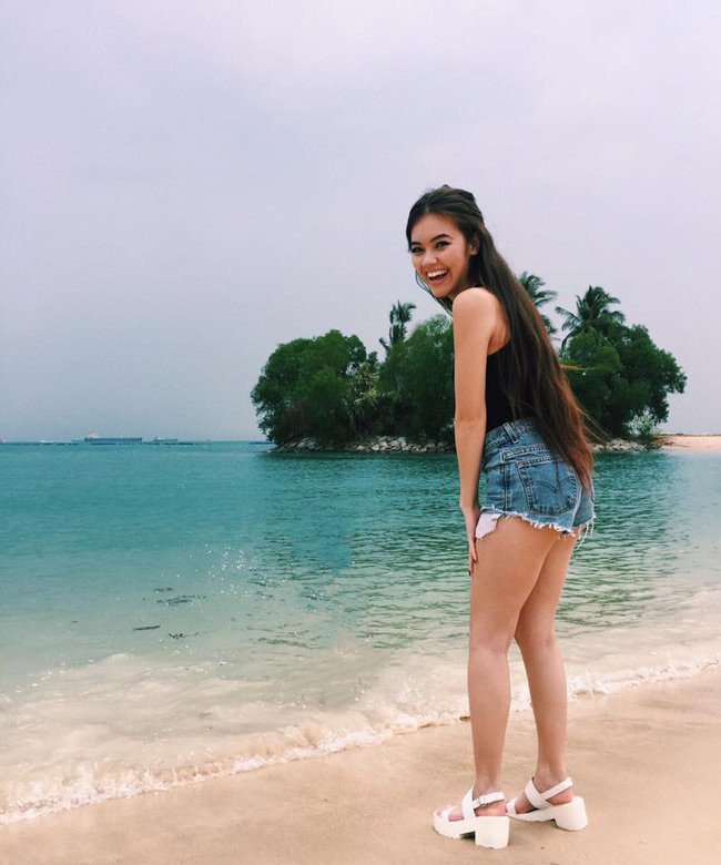 4 “hot girl lai” vừa giàu có, xinh đẹp lại học rất giỏi ảnh 14 Cô cũng là một trong những bông hồng lai có tiếng được đông đảo giới trẻ Việt biết đến.