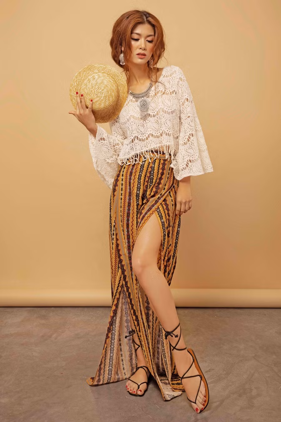 Ngoài ra, cô cũng lọt Top 3 người đẹp bikini và giành thêm 2 giải phụ: Hoa khôi thể thao và Thí sinh diện trang phục dân tộc đẹp nhất.