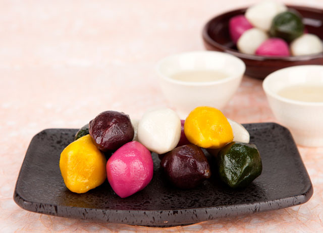 Những món bánh bột gạo ngon miệng, đẹp mắt của xứ kim chi ảnh 9 Những món bánh bột gạo ngon miệng, đẹp mắt của xứ kim chi ảnh 9