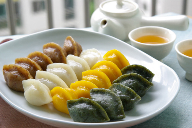 Những món bánh bột gạo ngon miệng, đẹp mắt của xứ kim chi ảnh 12 Những món bánh bột gạo ngon miệng, đẹp mắt của xứ kim chi ảnh 12