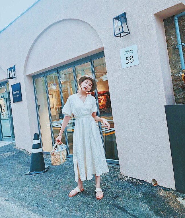 Quanh quẩn với 10 công thức sau, bạn đã mặc đẹp từ công sở ra phố trong suốt mùa hè - Ảnh 4.