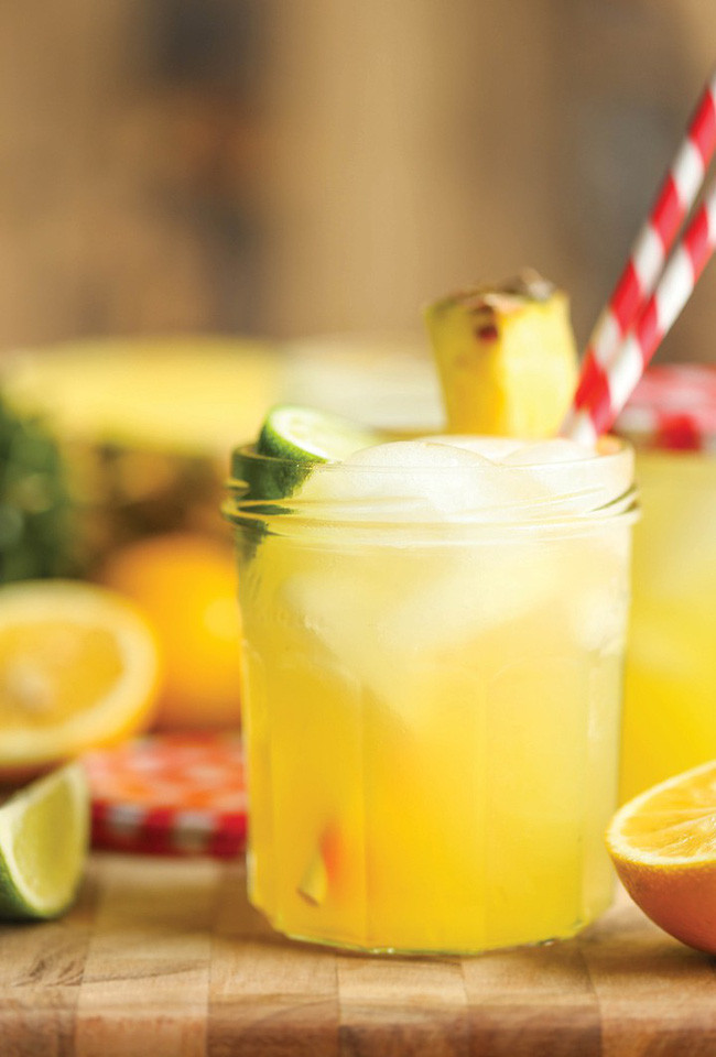 3 công thức nước dứa không chỉ đã khát mà còn đẹp da - Ảnh 1. 3 công thức nước dứa không chỉ đã khát mà còn đẹp da - Ảnh 1.