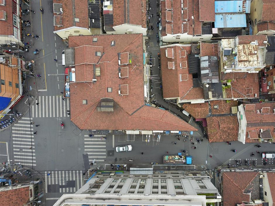 Cảnh khó tin trong tòa nhà siêu mỏng, chỗ hẹp nhất... 20cm ảnh 4 Cảnh khó tin trong toà nhà mỏng như tờ giấy, chỗ hẹp nhất 20cm