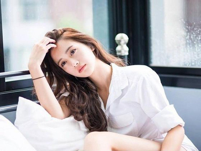 Yêu thiếu gia giàu có, đến ngày đính hôn 10 siêu xe nhà trai tới nhưng khi mở sính lễ ra thì ai cũng kinh ngạc - Ảnh 2. Yêu thiếu gia giàu có, đến ngày đính hôn 10 siêu xe nhà trai tới nhưng khi mở sính lễ ra thì ai cũng kinh ngạc - Ảnh 2.