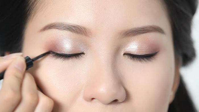 bi-quyet-trag-diem-mat-to-tron-1