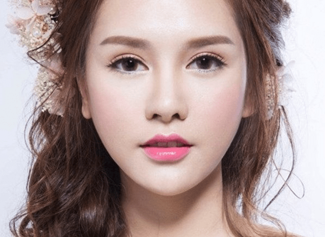 Những xu hướng trang điểm cô dâu được yêu thích nhất năm 2019 ảnh 5 Những xu hướng trang điểm cô dâu được yêu thích nhất năm 2019 ảnh 5