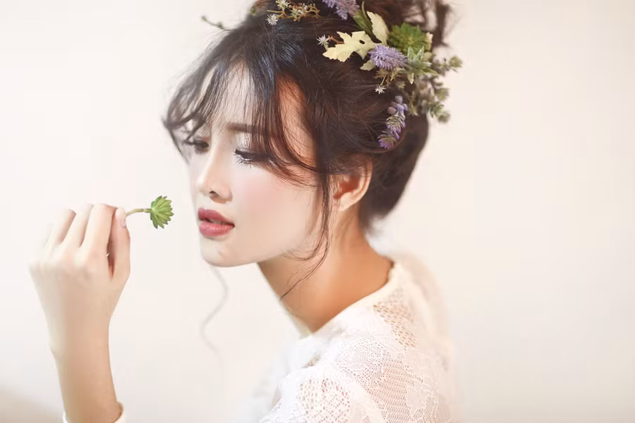 Siêu mẫu 9X hóa nàng công chúa ngọt ngào ảnh 14